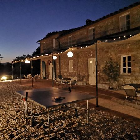 Accogliente Alloggio Con Vista E Piscina ลุคคา ภายนอก รูปภาพ